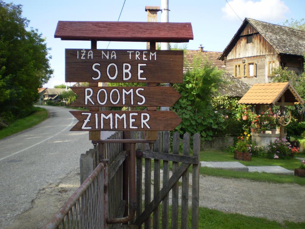 Apartments Iza Na Trem Čigoč Екстериор снимка